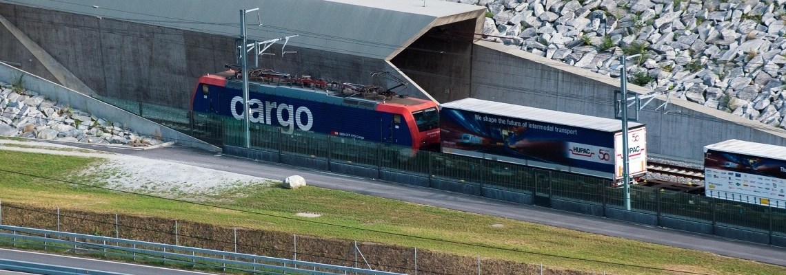 581 - Gotthard tunnel - Hupac