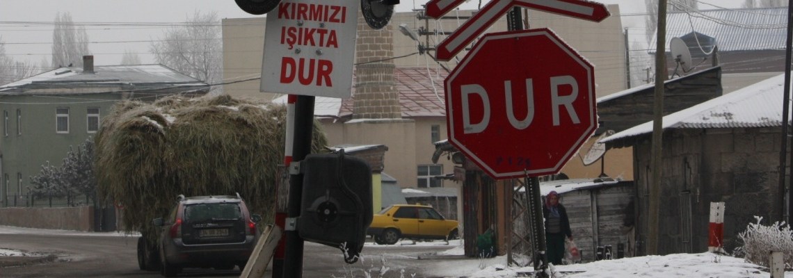 652 - Kars hemzemin geçit - Onur