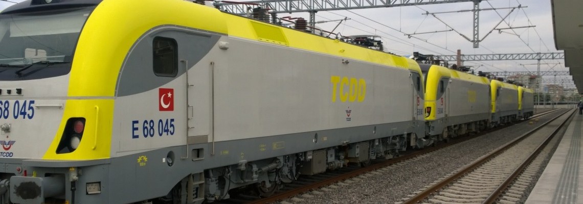 697 - TCDD E68000 locos - Jeff