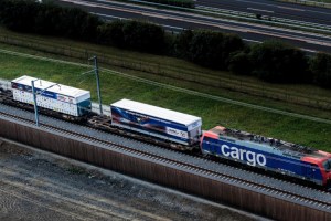 836 - hupac intermodal train