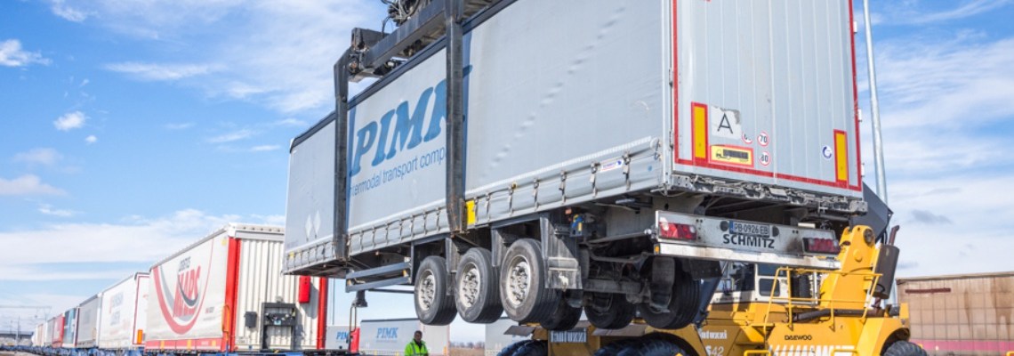 852 - Plovdiv Cerkezkoy trailer train