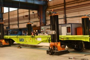 985 - Tudemsas konteyner vagonu