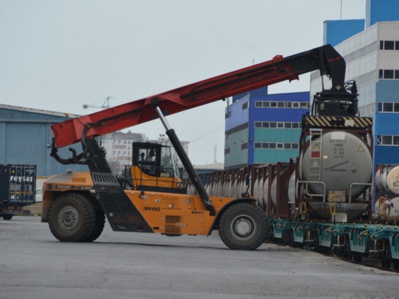 Intermodal hits record high